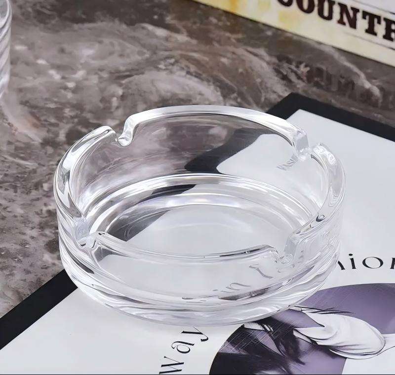 High-quality Machine-Made 10.5 cm Soda-Lime Glass Ashtray, Customizable with Logo and Patterns (3)