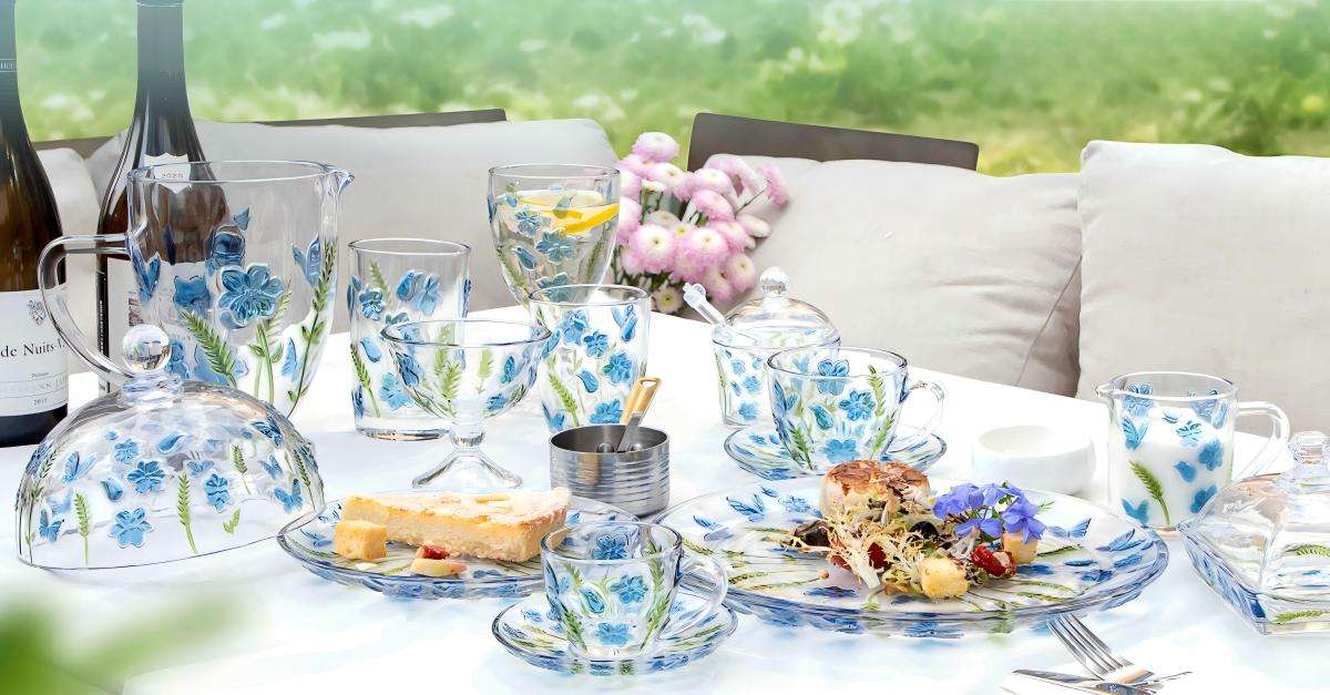 Spring bloom series with blue flower embossment (2)