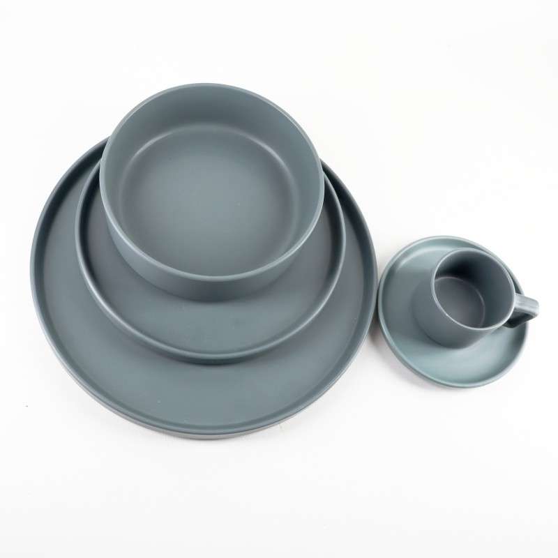 Minimalist Matte Grey Stoneware Set (6)