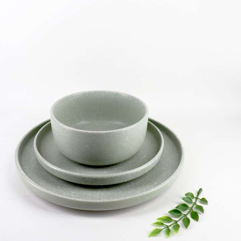 Mint‑Green Speckled Stoneware Set (6)