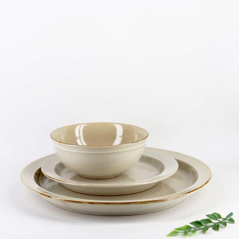 Off‑White Glazed Stoneware Set (6)